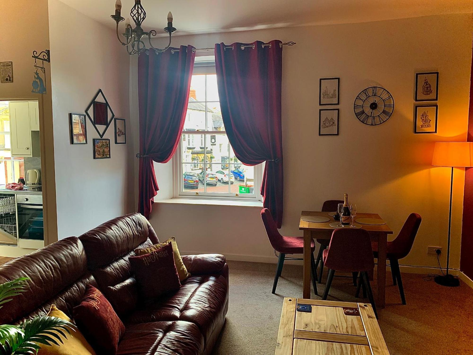 The Wizard's Chamber Apartment